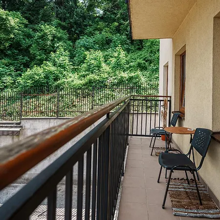 Warm Getaway 1br W Balcony Free Garage Prkng * Szarajevó