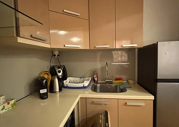 Апартаменты Warm Getaway 1br W Balcony Free Garage Prkng